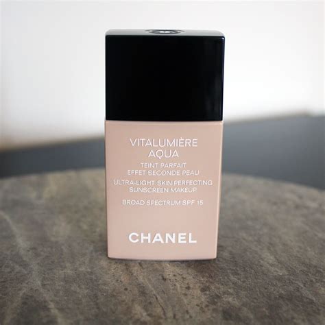 chanel vitalumière aqua ultra-light skin perfecting sunscreen|Chanel vitalumière aqua ultra light.